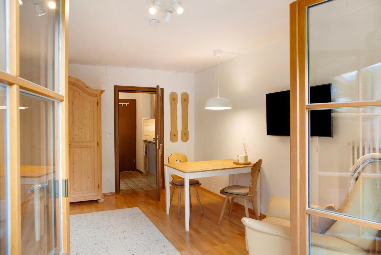 Ferienwohnung Zugspitznest Грайнау Екстериор снимка